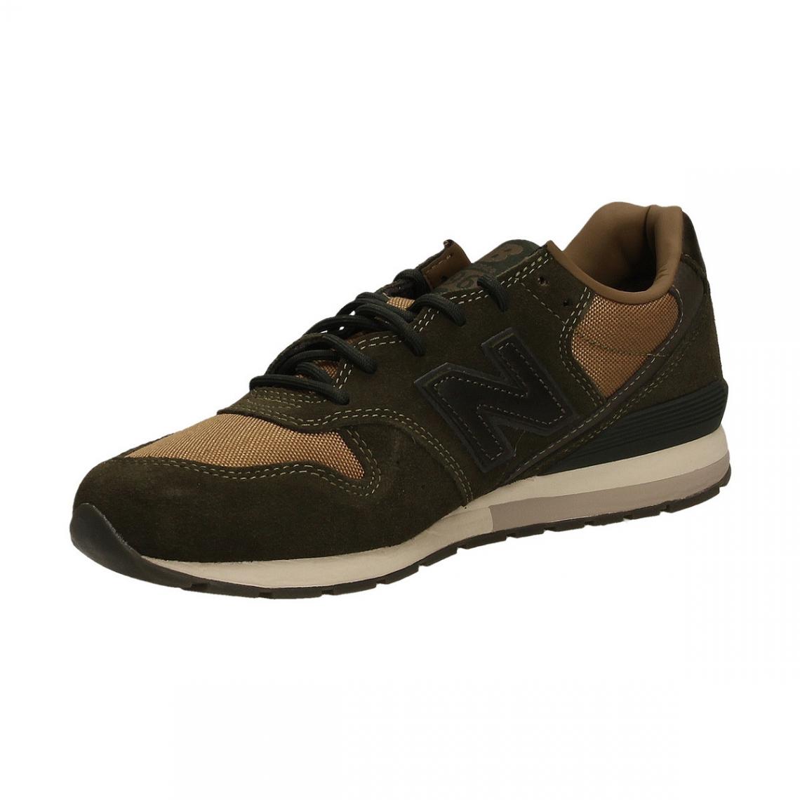New Balance 996 Mildt/Mimetico | Sneakers Uomo - Lapasquadibach هيلاهوب